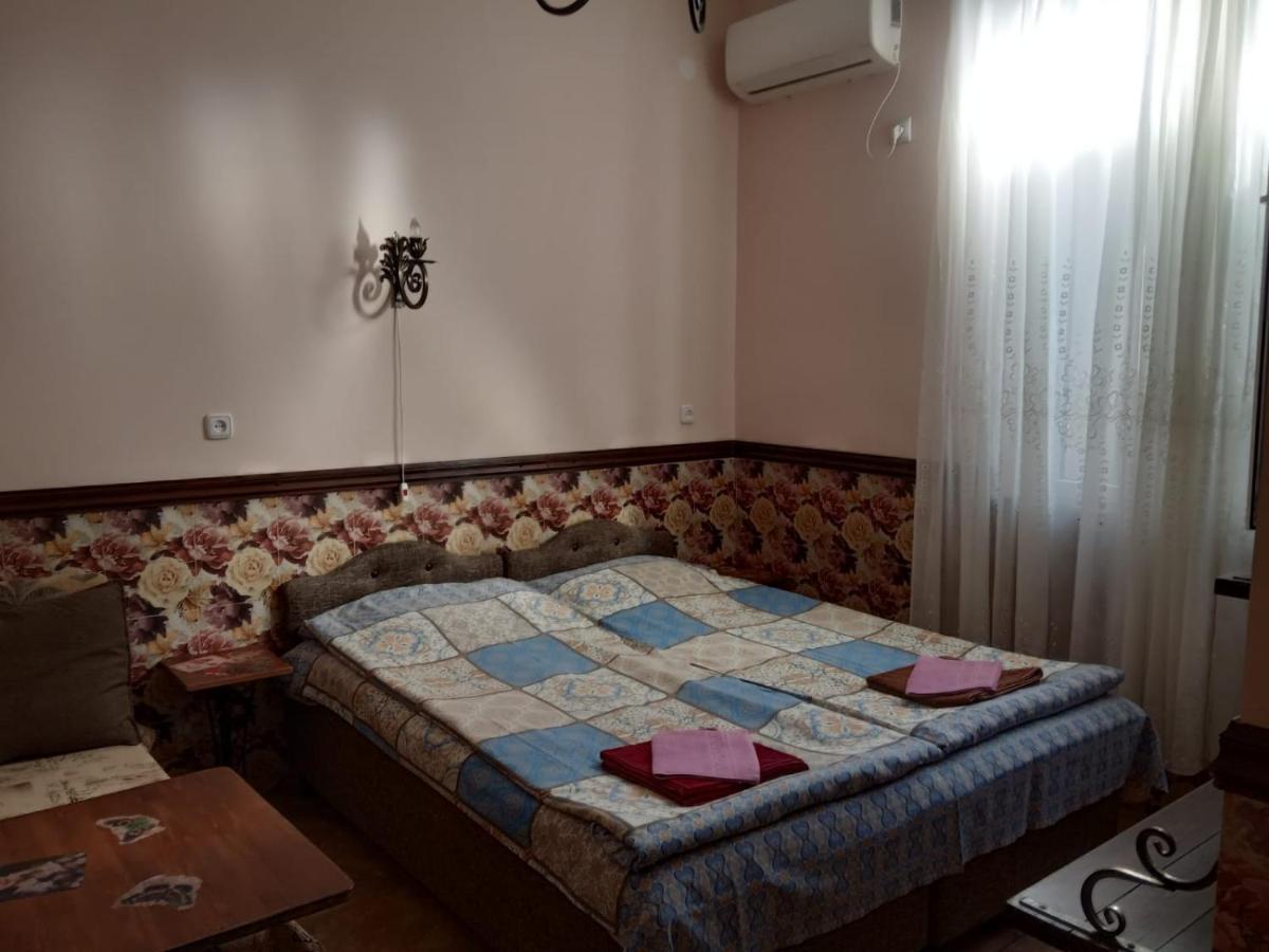 Hôtel Magnoliia à Soukhoumi Extérieur photo