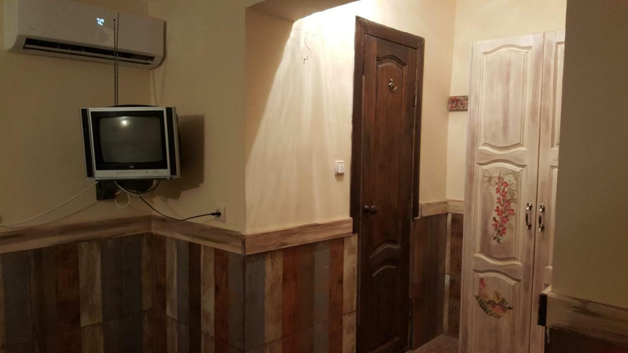Hôtel Magnoliia à Soukhoumi Extérieur photo
