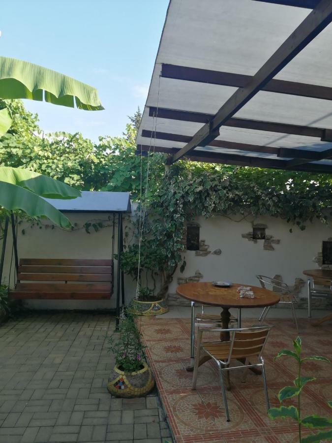 Hôtel Magnoliia à Soukhoumi Extérieur photo